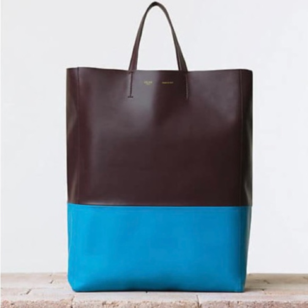 Celine Cabas Handbag
Smooth Lambskin Vertical Turquoise Burgundy
